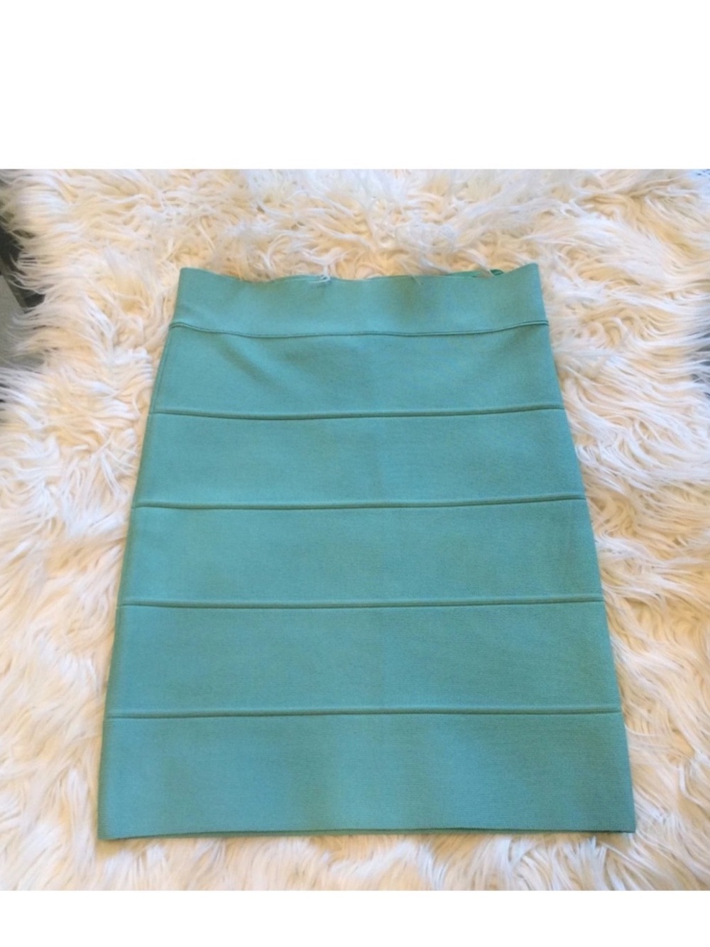 BCBG MaxAzria bandage mini "Simone" skirt